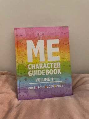 Moriah Elizabeth Character Guidebook Volume 1, Hobbies & Toys, Books & Magazines